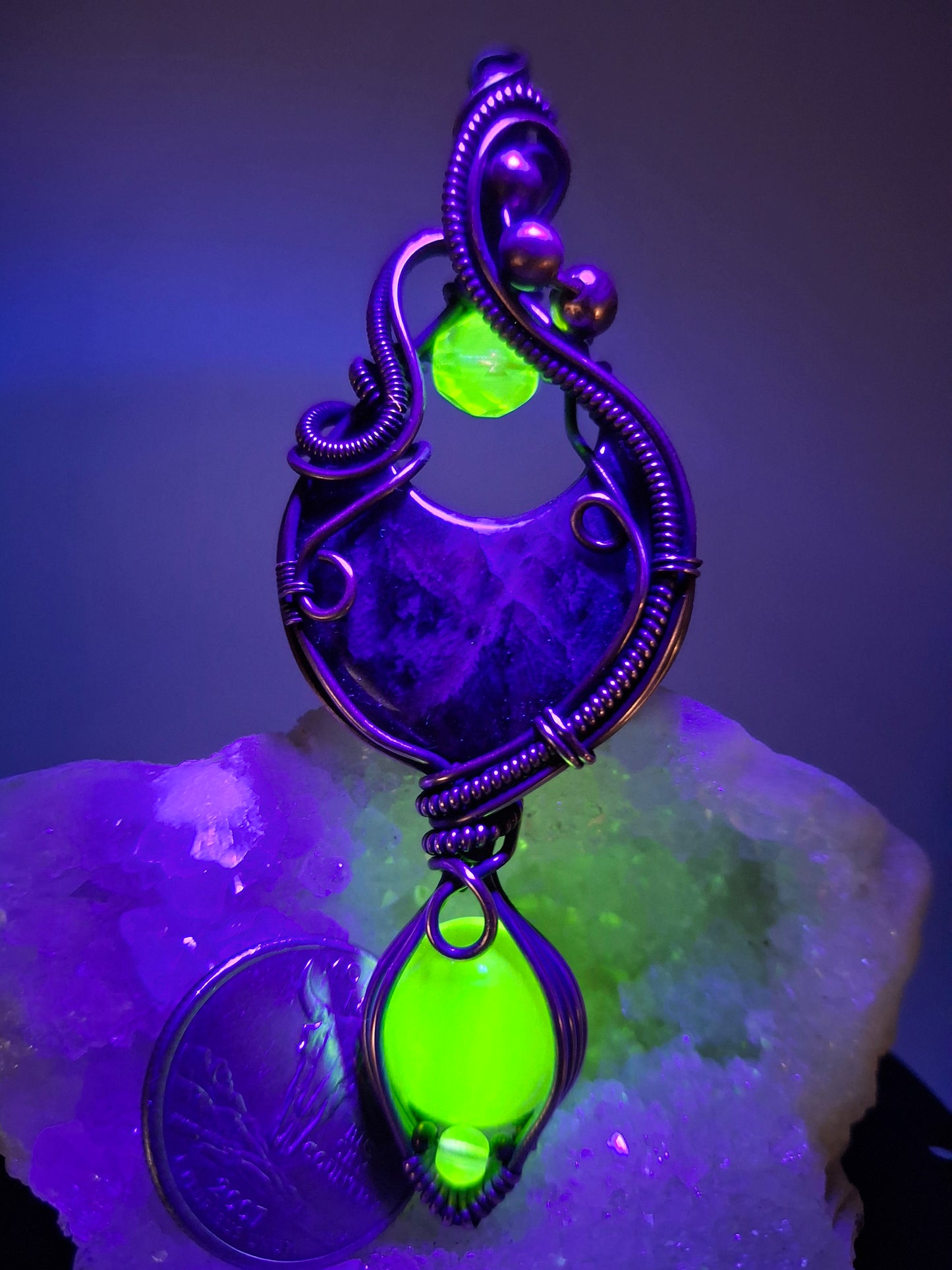 Amethyst and uranium glass