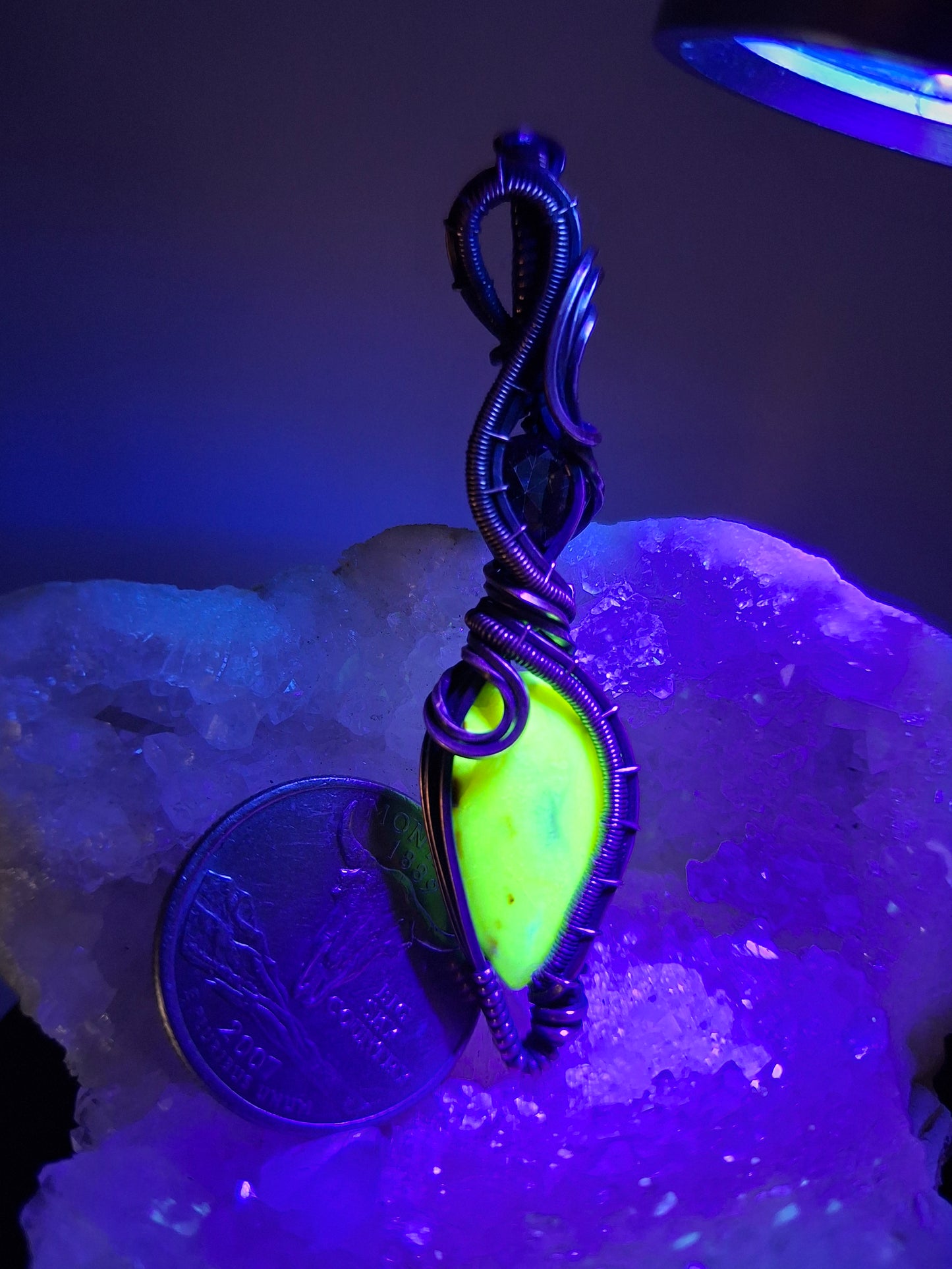Mystic topaz and gaspeite