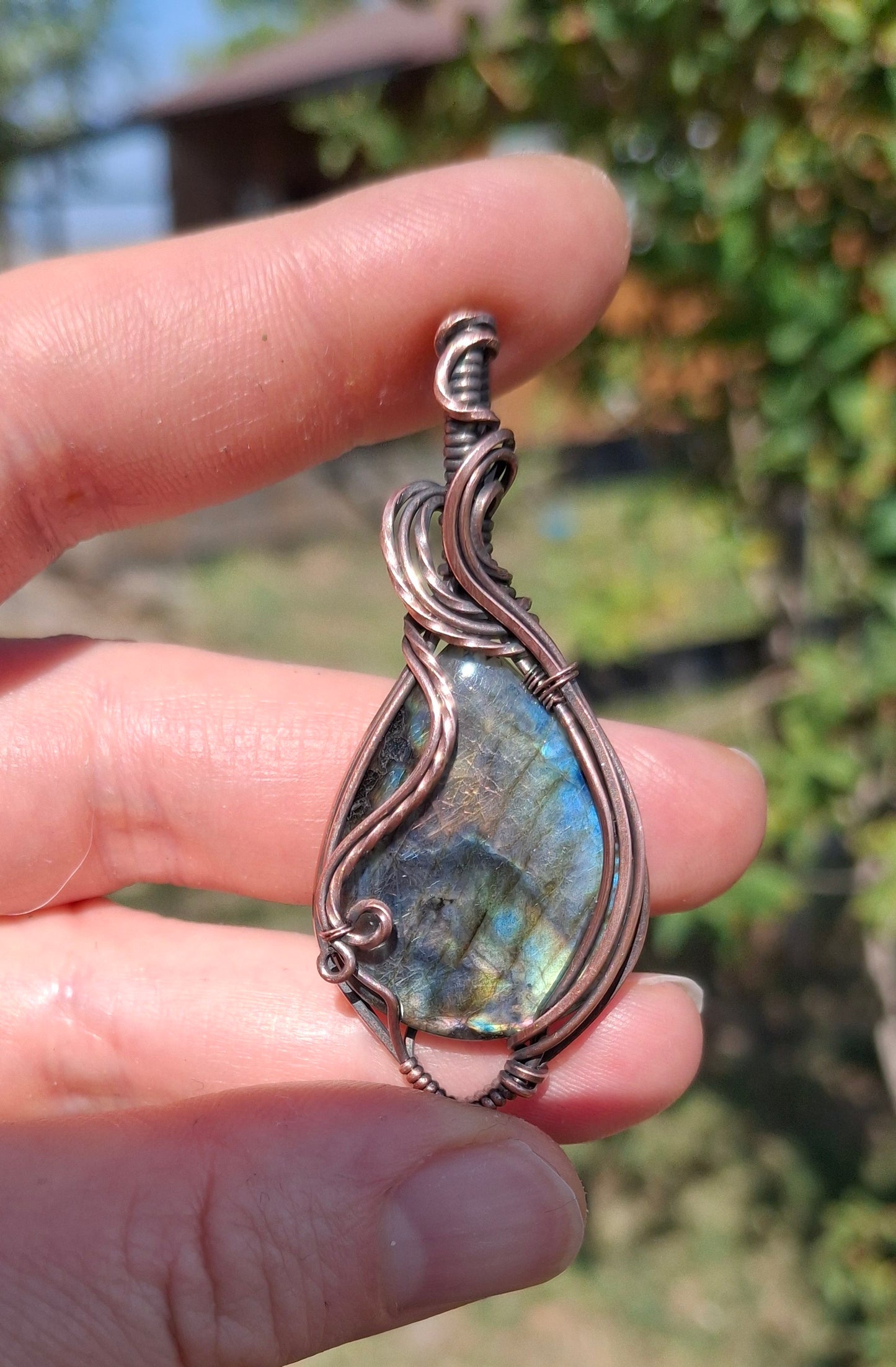 Labradorite in copper