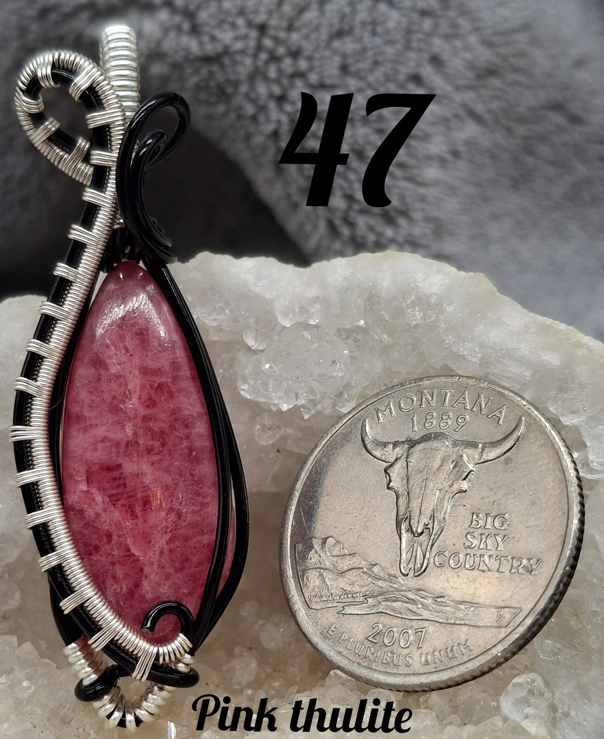 Pink thulite