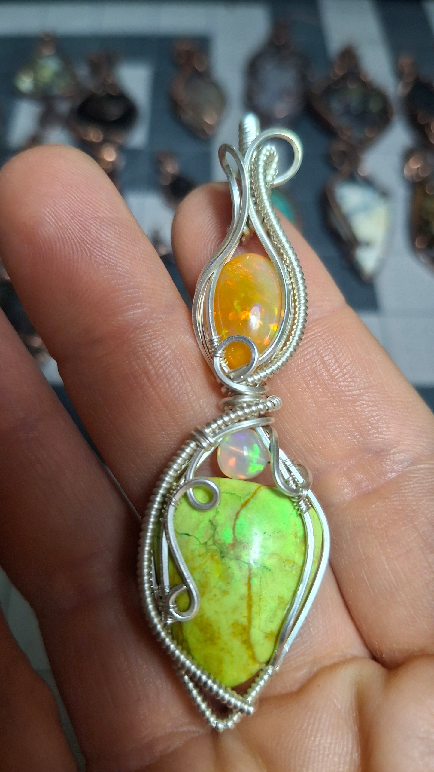 Opal and gaspeite