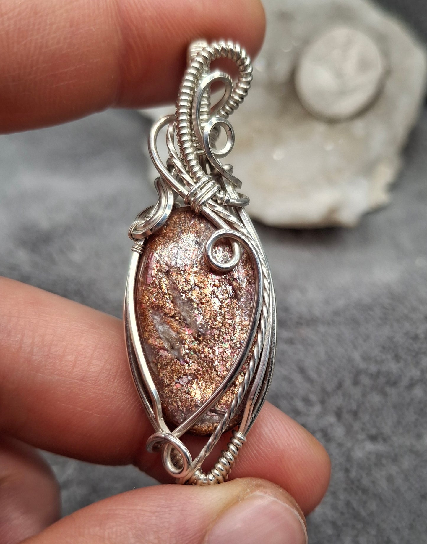Sunstone with iolite
