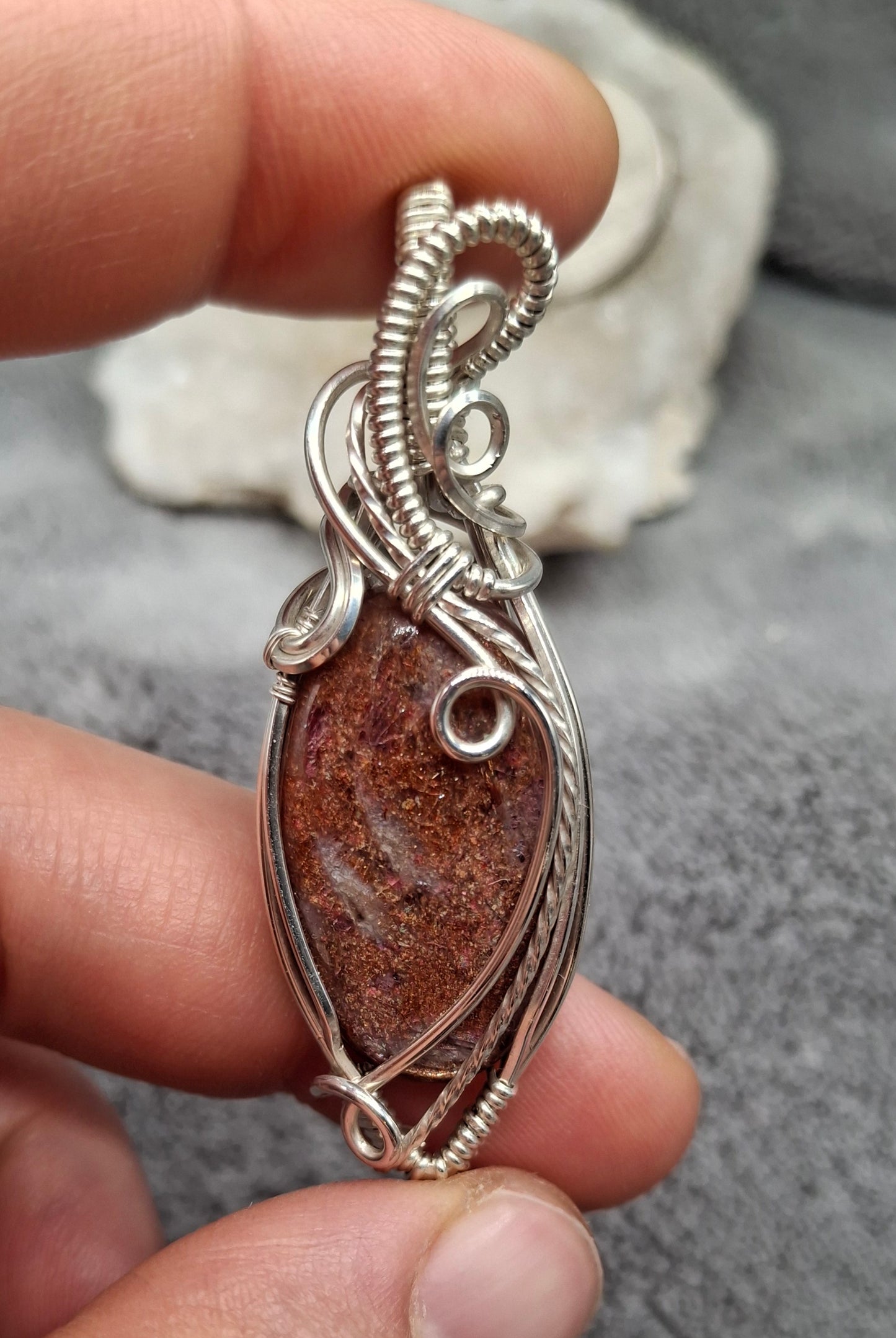 Sunstone with iolite