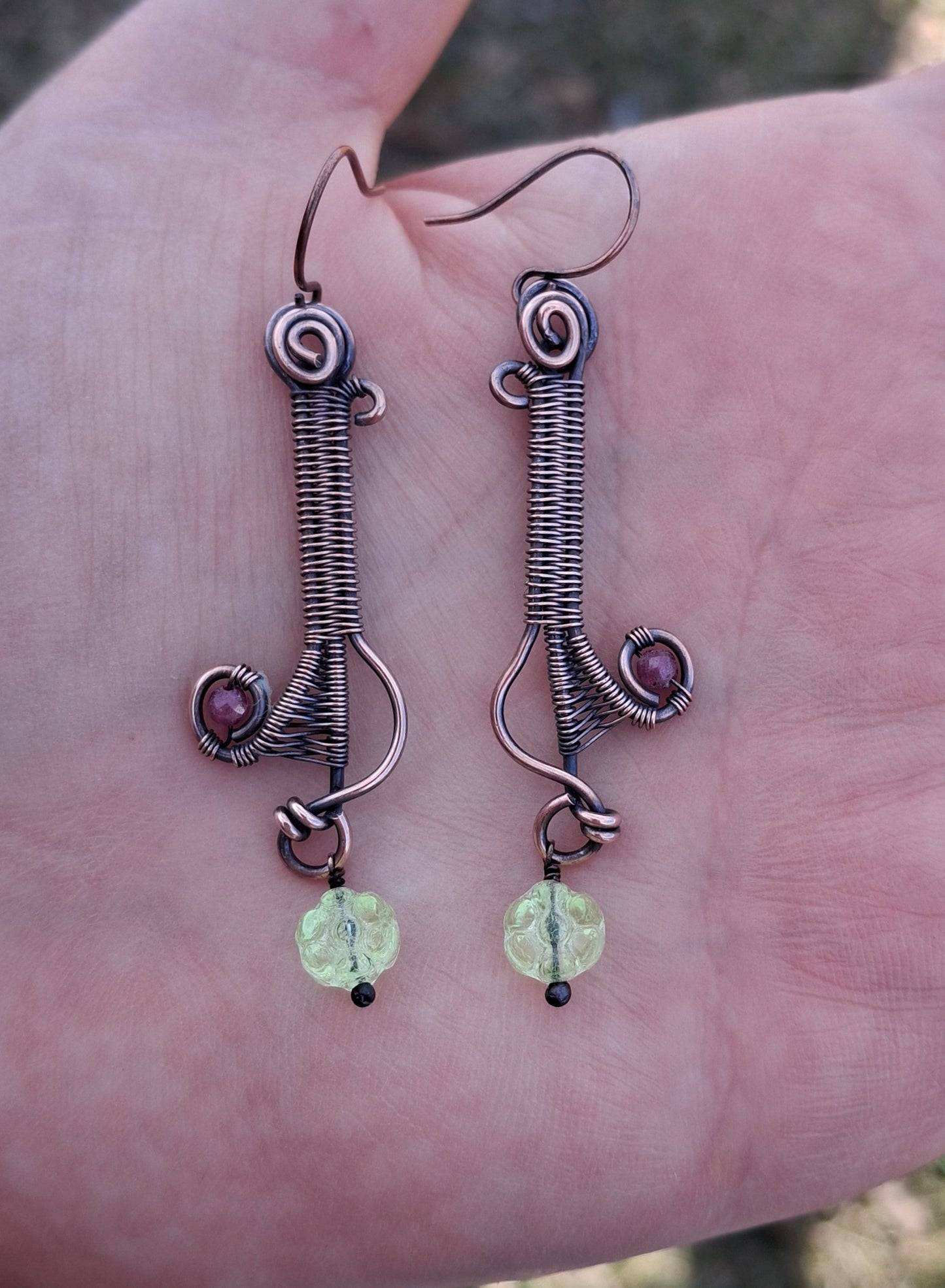 Uranium glass flower